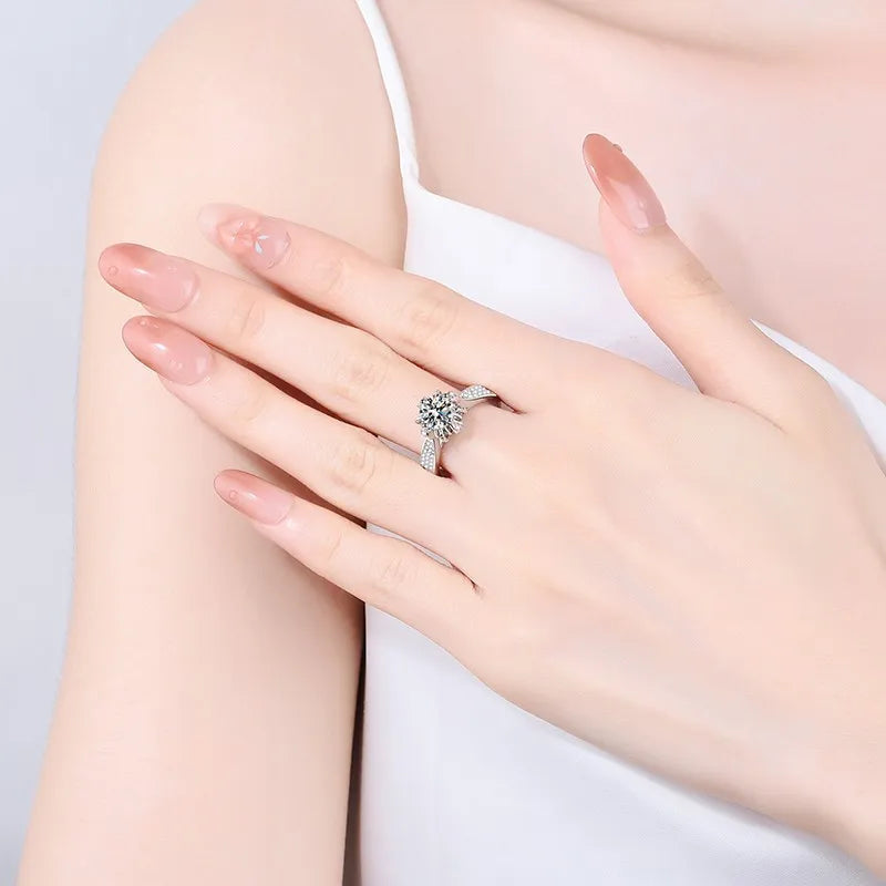 Moissanite 1Ct PT950 Platinum Crown Rose Fountain Ring Women's - Clear moissanite, premium texture, matches various outfits