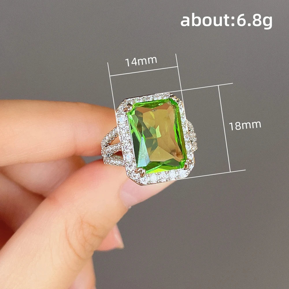 Huitan New Arrival Big Green CZ Wedding Bands Women Rings Luxury Elegant Lady's Accessories Anniversary Party Fashion Jewelry